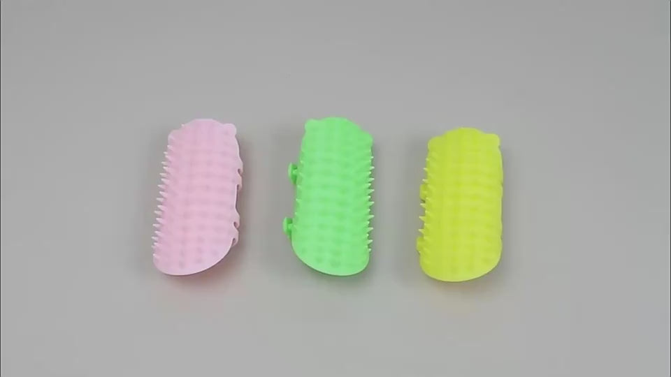 Corner Self-Groomer for Cats video